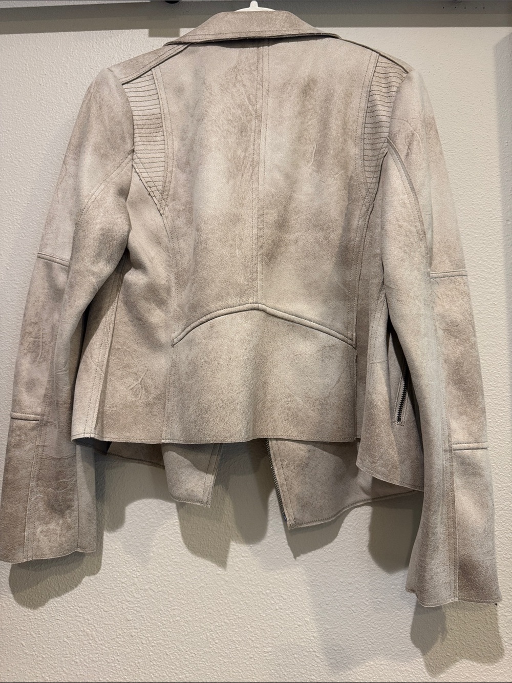 Evereve Taupe Faux Suede Moto Jacket - Picture 4 of 4